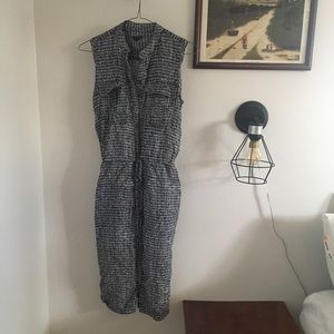 Ann Taylor | blue patterned button dress